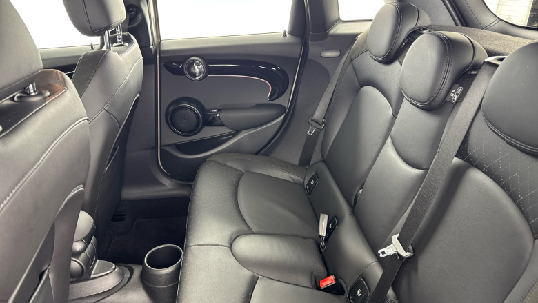 MINI Hatchback 1.5 Cooper Sport 5dr Auto Petrol Hatchback